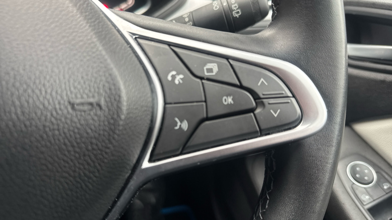 Renault Clio 1.6 E-TECH full hybrid 145 Techno 5dr Auto Hybrid Hatchback